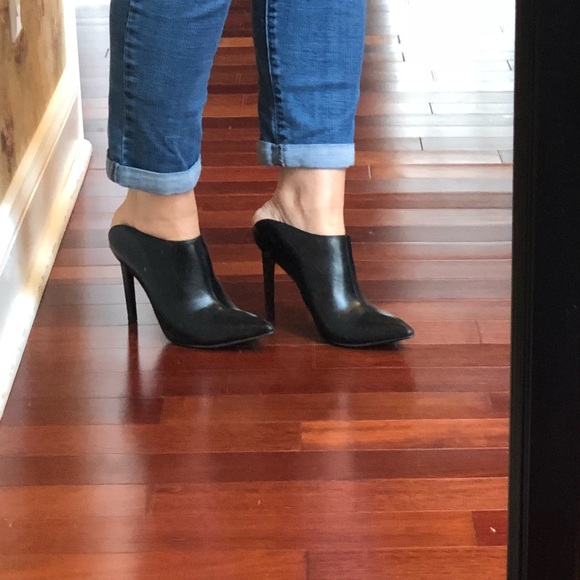 Guess Shoes - Guess leather mule heels 🐴